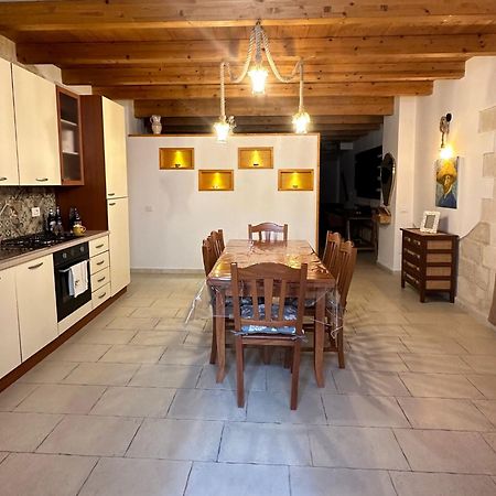Casa Di Nonna Rosa Bed and Breakfast Canosa di Puglia Eksteriør billede
